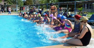 Çocuklar Yaz Spor Okuluyla Öğrenmeye Ve Eğlenmeye Devam Ediyor