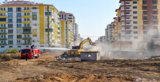 Büyükşehirde Yol Açma Çalışması