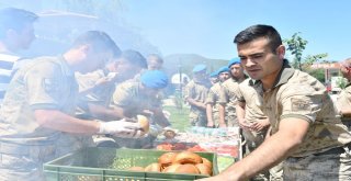 Vali Sonelden, Jöhlere Mangal