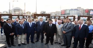 Taksim Meydanında 30 Ağustos Zafer Bayramı Sergisine Büyük İlgi