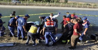 Otomobil Sulama Kanalına Uçtu, Yaşlı Çift Hayatını Kaybetti