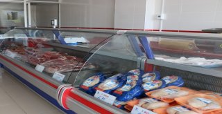 Erzincanda Et Ve Süt Kurumunun Satış Mağazası Açıldı