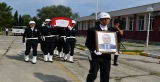 Makamında İntihar Eden Müdür İçin Tören Yapıldı