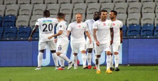 Spor Toto Süper Lig: Başakşehir: 1 - Akhisarspor: 1 (İlk Yarı)