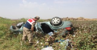 Direksiyon Hakimiyeti Kaybolan Otomobil Tarlaya Uçtu: 5 Yaralı