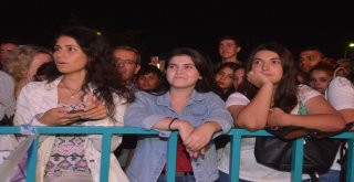 Tekirdağlılar Burcu Güneş İle Coştu