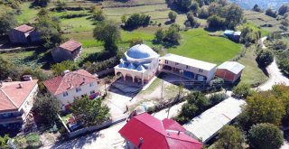 Minarenin Yapımı Köylüyü İkiye Böldü