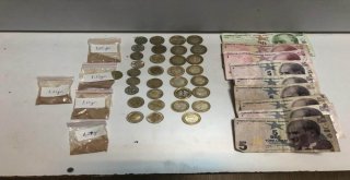 (Özel) Polisten Uyuşturucu Tacirine: Uyuşturucu İçenin Başı Dik Olmaz