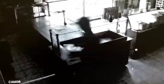 Vicdansız Hırsızlar Bunu Da Yaptı