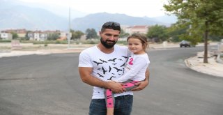 Pamukkalenin En Çok Sokağı Olan Mahallesinde Üst Yapı Çalışmaları Sürüyor