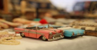 Antika Meraklıları Bu Pazara Akın Ediyor