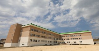 Başkan Akgün, Büyükçekmeceye 4 Modern Okul Daha Kazandırdı