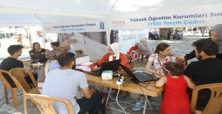 Yks Tercih Çadırı, Eyüp Sultan Camii Meydanında