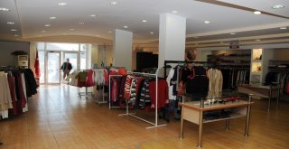 Tebessüm Çarşısının Yardım Eli