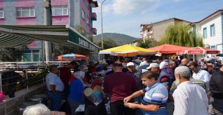 Bayırköy Belediyesinden Aşure İkramı