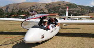 İnönüde Vatandaşların Uçuş Keyfi