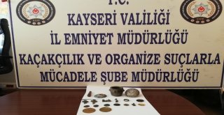 Tarihi Eser Kaçakçıları Kıskıvrak Yakalandı