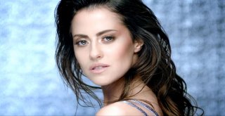 Bayramda Derya Uluğ Dursunbeyliler Buluşmasında Sahne Alacak