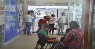 Balıkesirde Sağanak Yağış Hayatı Felç Etti