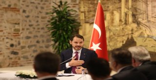 Bakan Albayrak: Orta Vadeli Programın Hazırlanması İçin Ekonomi Alanındaki Tüm Paydaşlarımızla İstişare Toplantılarımızı Devam Ettiriyoruz