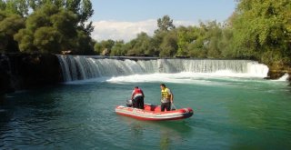 Oğlunu Kurtarmak İsterken Manavgat Irmağında Kayboldu