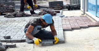 Parke Taşı Çalışmaları Reşadiye Mahallesinde Devam Ediyor