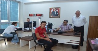 Ortahisar İlçe Nufus Müdürlüğünce Bu Yılın Nisan Ayında Verilmeye Başlanan  Sürücü Belgeleri Sayısı 5 Bin 500 Buldu