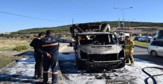 Alev Topuna Dönen Aracı İçin Çırpındı, Hiç Bir Sürücü Yardım Etmedi