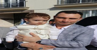 Valilik Makam Aracı Sünnet Arabası Oldu