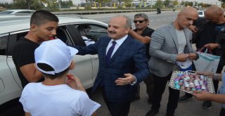 Vali Çakacak, Kırmızı Düdük Uygulamasında