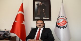 Uşak Belediyesi Başkanı Nurullah Cahanın Bayram Mesajı