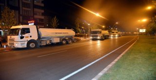 Bayram Öncesi Cadde Ve Bulvarlar Yıkanıyor