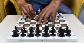 Görme Engellilerin Gözü Kulağı Merkez