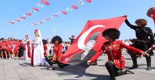 Gemlik Fırkateyni Kuşadasında Ziyarete Açıldı