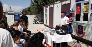 Jandarmada Bayram Trafiği Mesaisi Devam Ediyor