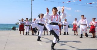 Kuşadasında Kurtuluş Günü Kutlamaları Renkli Etkinliklere Sahne Oldu