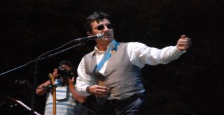 Bitlisliler Kurtuluş Gününde ‘Ayna İle Coştular