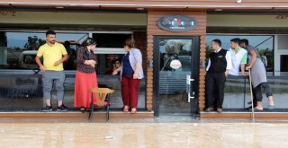 Erzurumda Sağanak Sele Dönüştü