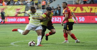 Spor Toto Süper Lig: Göztepe: 0 - Fenerbahçe: 0 (İlk Yarı)