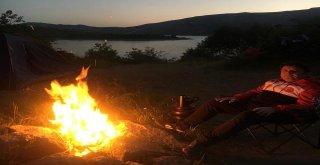 Turistlerin Kamp İçin Yeni Gözdesi: Nemrut Krater Gölü