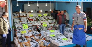 Kırıkkalede Balıkçılar Çarşısına Yoğun İlgi