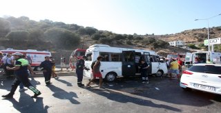 Bodrumda Yolcu Minibüsü Devrildi: 16 Yaralı