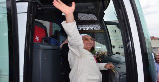 Balıkesirde 2. Hac Kafilesi Dualarla Uğurlandı