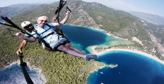 Görme Engelliler Yamaç Paraşütüyle Uçtu