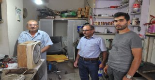 (Özel) Sıcaktan Bunaldı, Otomobil Radyatörüyle Vantilatörü Birleştirerek Klima Yaptı