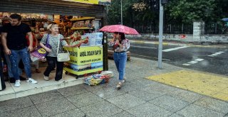 İstanbulda Beklenen Yağış Başladı