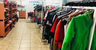 Bu Bayramda İhtiyaç Sahiplerinin Yüzü Dost Eli Giyim Mağazasıyla Gülecek