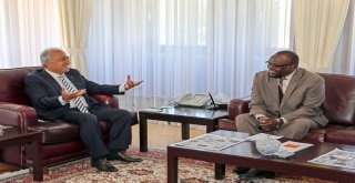 Prof. Dr. Ömer Çomaklı: “Erzurumun Dünyaya Açılan Kapısıyız”