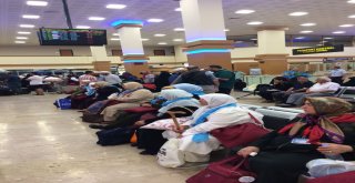 Trabzondan Bu Yıl Kutsal Topraklara 860 Hacı Adayı Uğurlandı