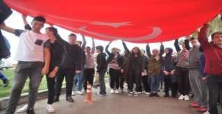 Atatürk Ve İstiklal Yolu Yürüyüşü İneboludan Başladı